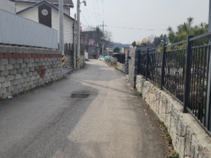 목록 12. 도로 전경(본건 출입로)