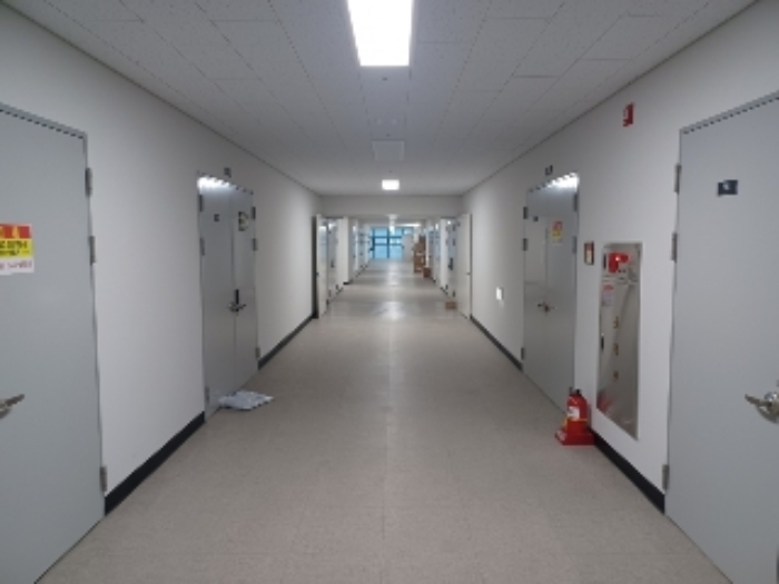 본건1번 한강듀클래스 A동710호가 위치한 7층 복도 현황사진