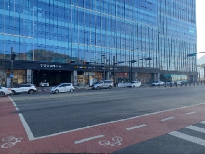 본건2번부동산 한강듀클래스B동 전경 현황사진