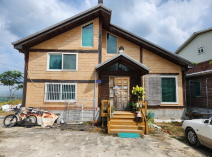 목록2 건물 전경(2층 단독주택)