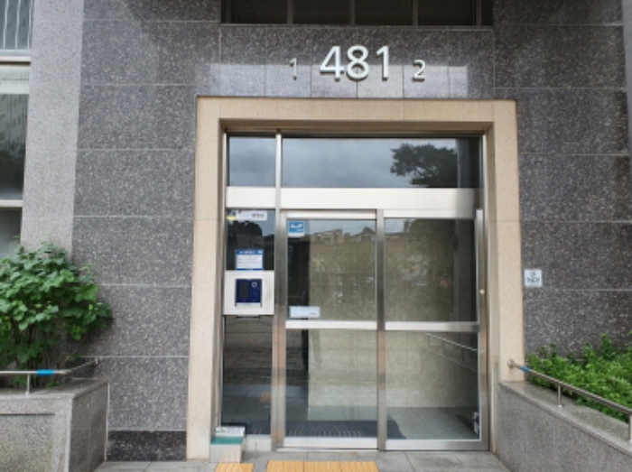 481동 1,2라인 출입구