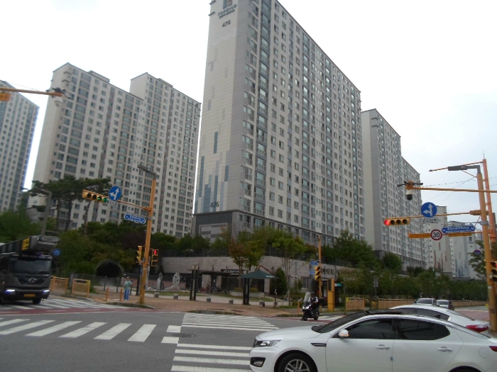 단지 북서측 부근에서 촬영