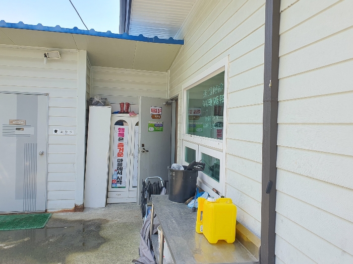 [제시외 건물 : 일련번호 ㉢]