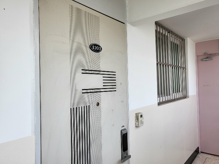 본건 현관(호표식)