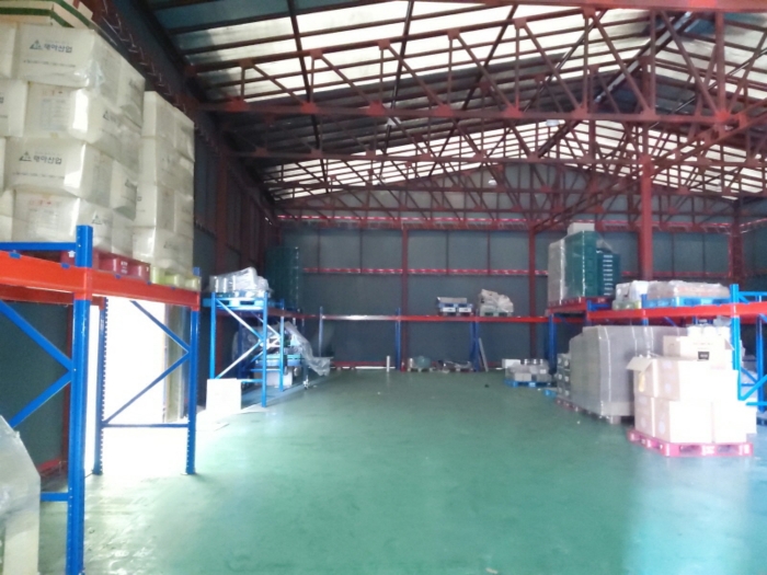 본건 전경(제시외 건물(ㄱ) 내부)