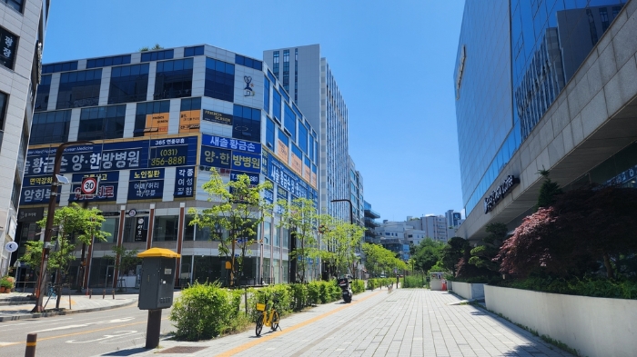 주위환경(북서측에서 촬영)