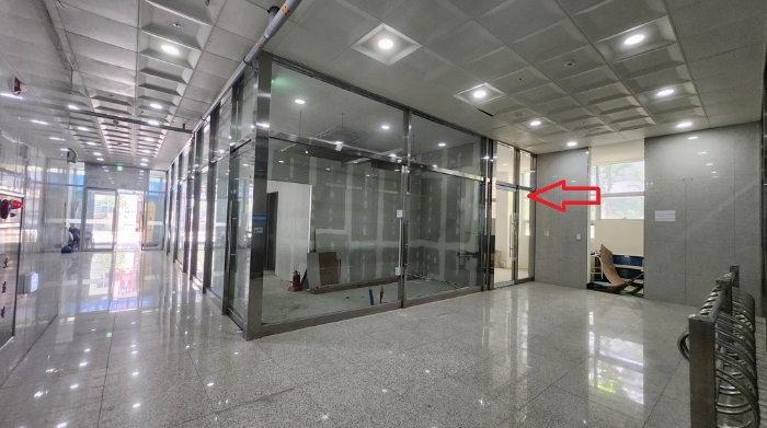 건물내 1층 내부