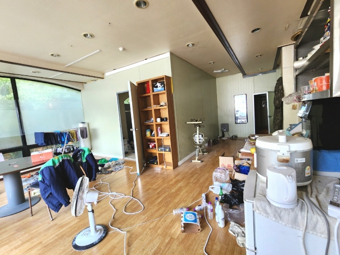 기호1(나) 건물 1층 내부