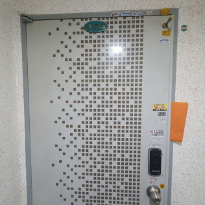 현장사진 (목록 2번 건물 403호)