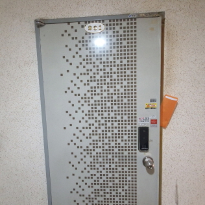 현장사진 (목록 2번 건물 201호)