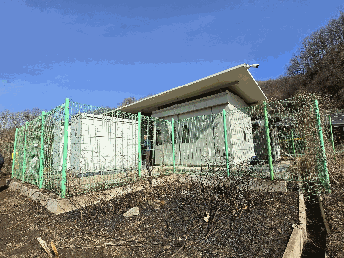 왼편 : 기계기구(2)   오른편 : 기계기구(6) 및 T.R.