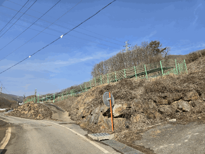 기호9토지 남동측 출입구 전경(前景)