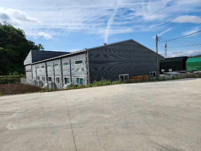 2-가) 남동측 근경