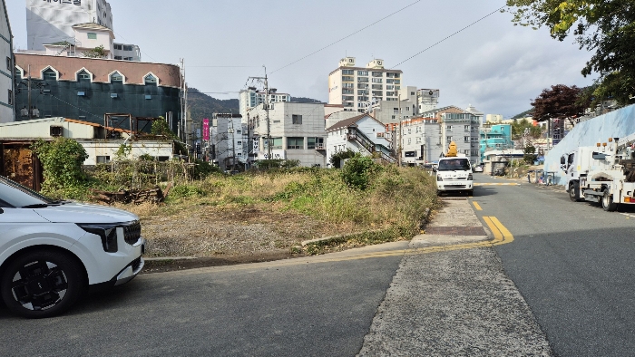 [ 본건 전경: 기호 ⑤ ]