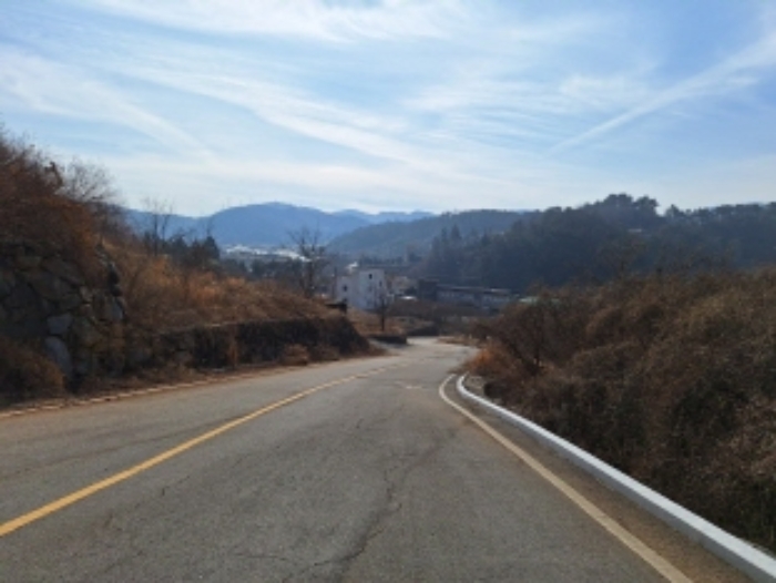 본건2, 일부는 도로에 포함됨