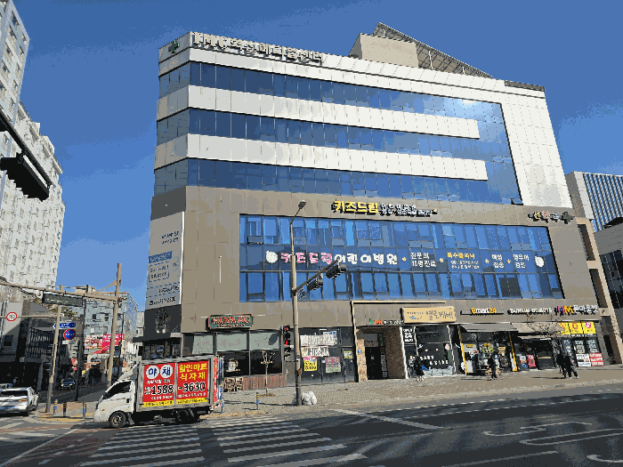 본건 건물(서측