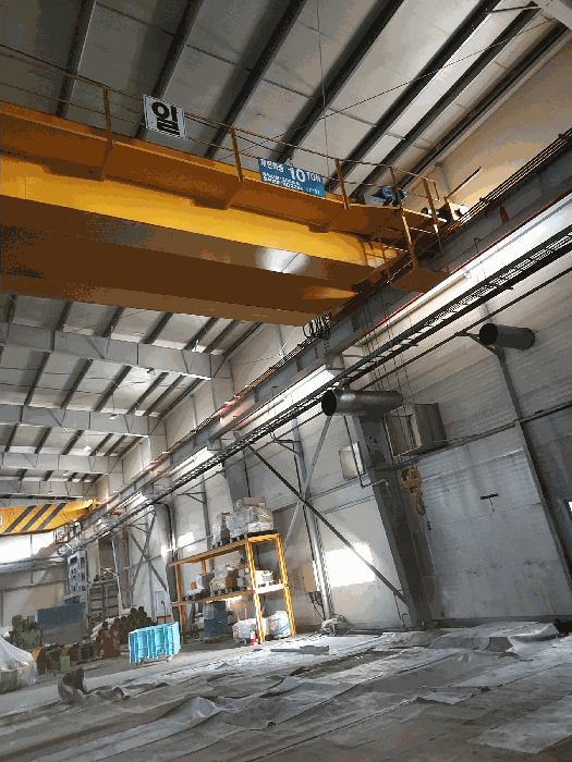 기계기구(공장 및 광업재단 저당법 제6조 기호8)