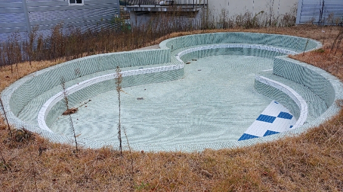 기호(1)지상 소재 노천탕