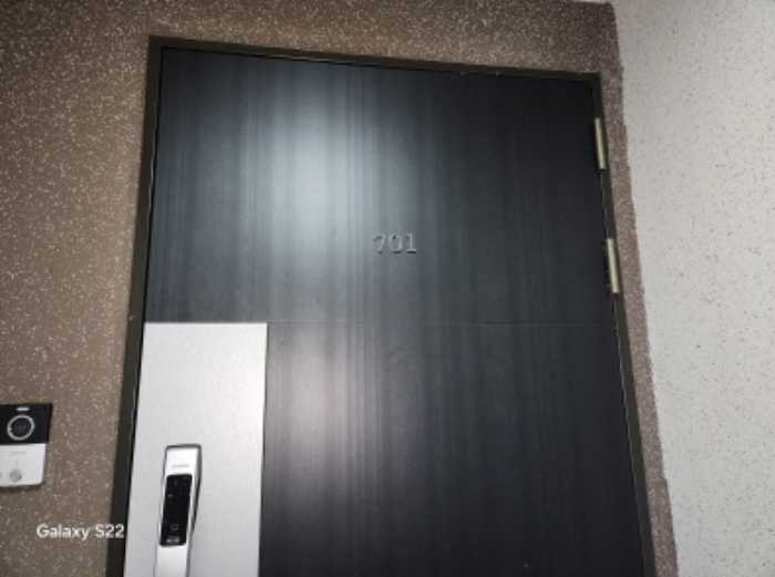 목록1. 세대출입문
(701호)