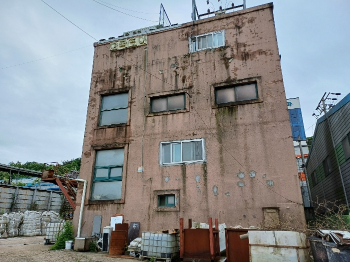 본건 건물(기호2) 외벽