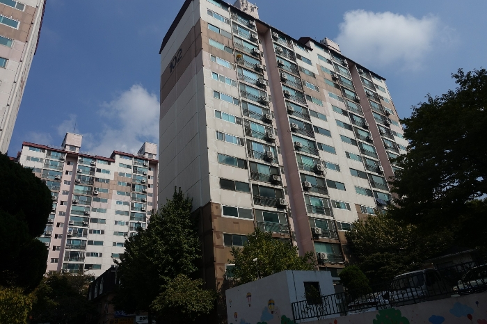 건물 외관 - 북동측에서 촬영