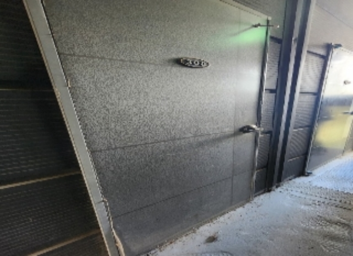 충청북도 옥천군 이원면 건진리 579-4
㉡철근 콘크리트조 판넬 판넬지붕 3층 3층 308호