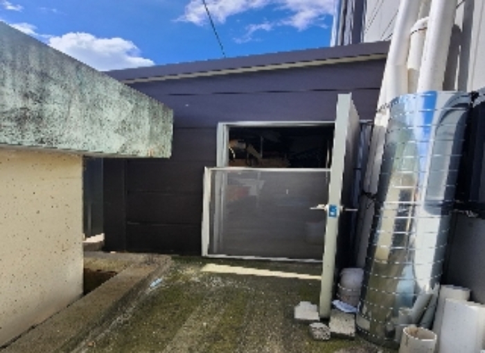 충청북도 옥천군 이원면 묘목로 139(579-5)
㉣철골조 판넬 판넬지붕 창고