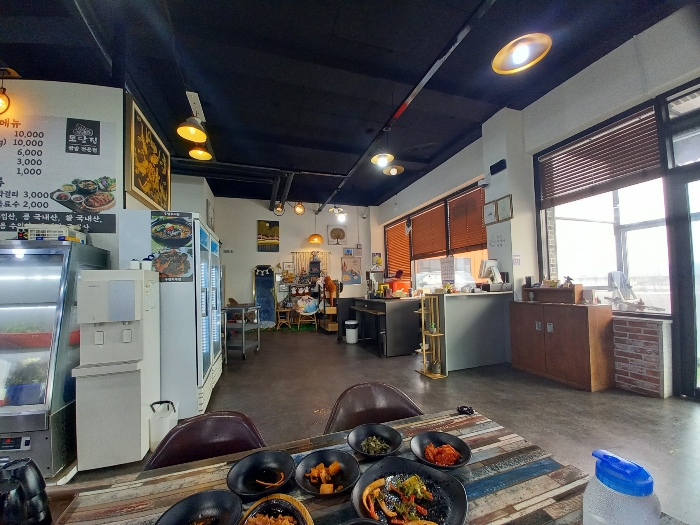 본건 기호 #3 건물 1층 일반음식점 내부