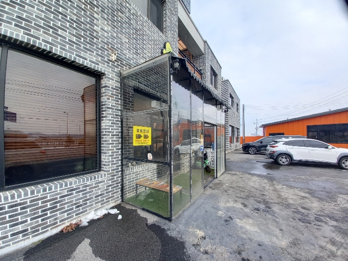 제시외 ㉥ 출입현관