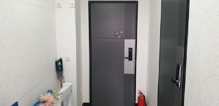 3번 부동산 건물 103호 모습