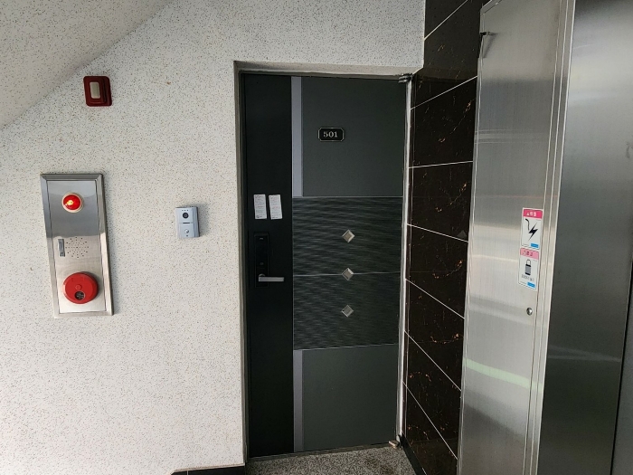 기호(2) 건물 5층 내부 전경