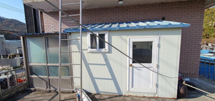 기호 6 제시 건물 2층-제시외 (ㅎ),(a)보일러실 및 다용도실