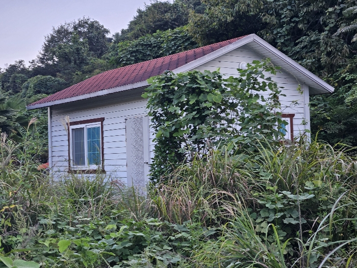 3.본건1-1창고전경