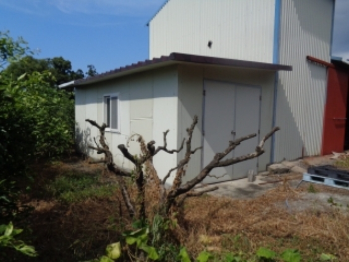 소재지5(낙천리 454-3) 지상에 일부 침범된 것으로 보여지는 건물