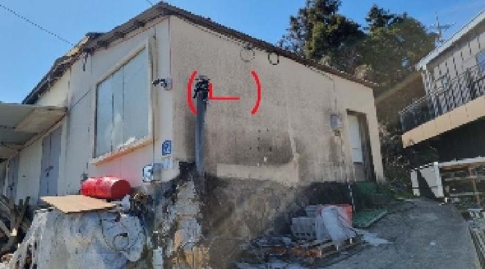 소재지1(서홍동 1735-1) 지상에 소재한 제시외 건물(ㄴ)