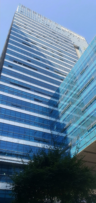 본건이 소재한 건물 전경②