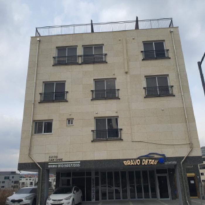 본건 목록2 건물의 전면 전경 