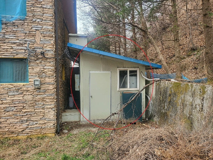 본 건 기호"1" 창고 전경