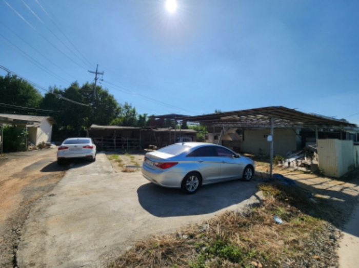 제시외 철파이프조 함석지붕 구조물