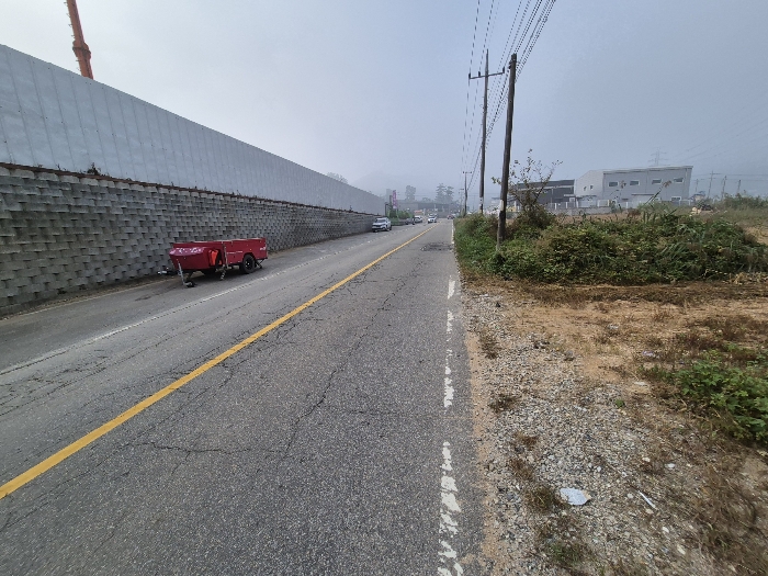 본건 북동측 접면 도로