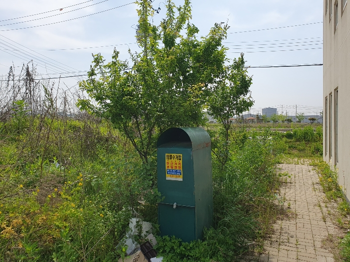 조경수 및 적치물 등