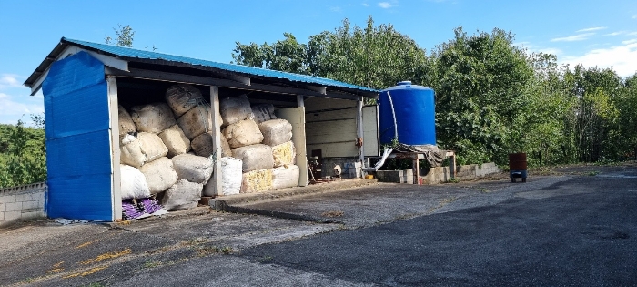 기호(2-3)건물 및 기호(ㄷ)건물