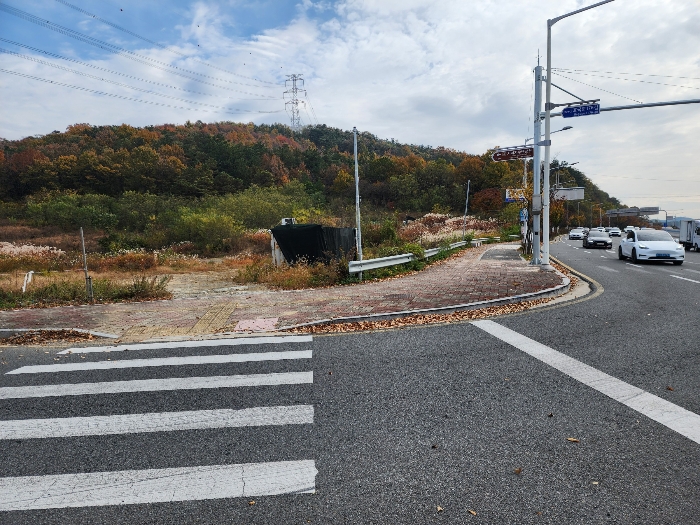 기호 6) 서측에서 본 남측 전경