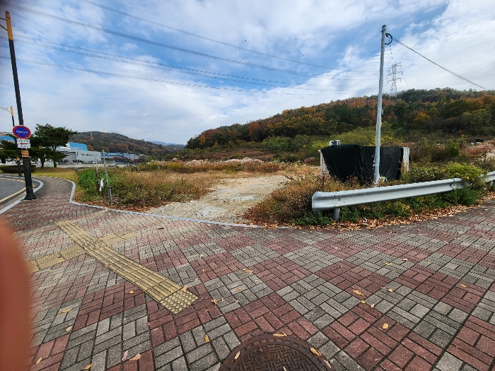 기호 5) 남측에서 본 전경