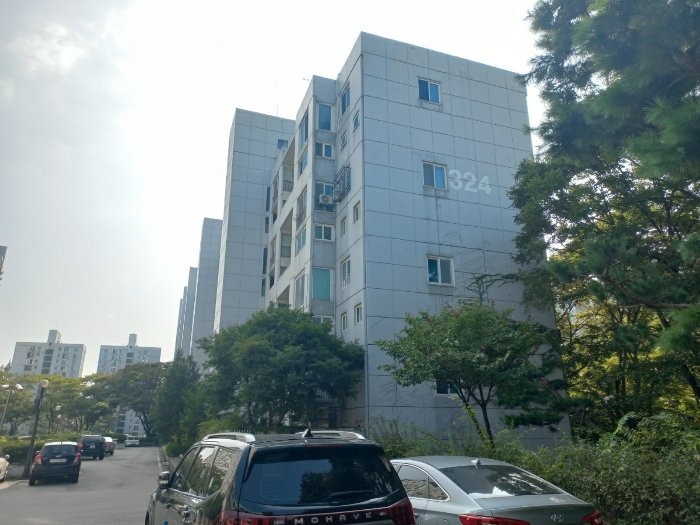 본건 소재 건물 전경