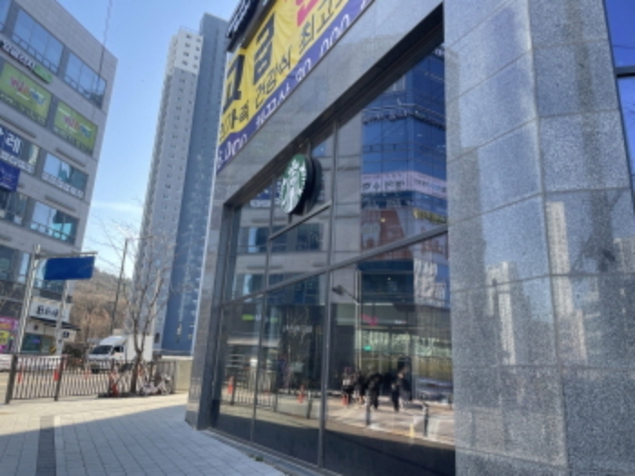 현대타워 1층 105호 전경