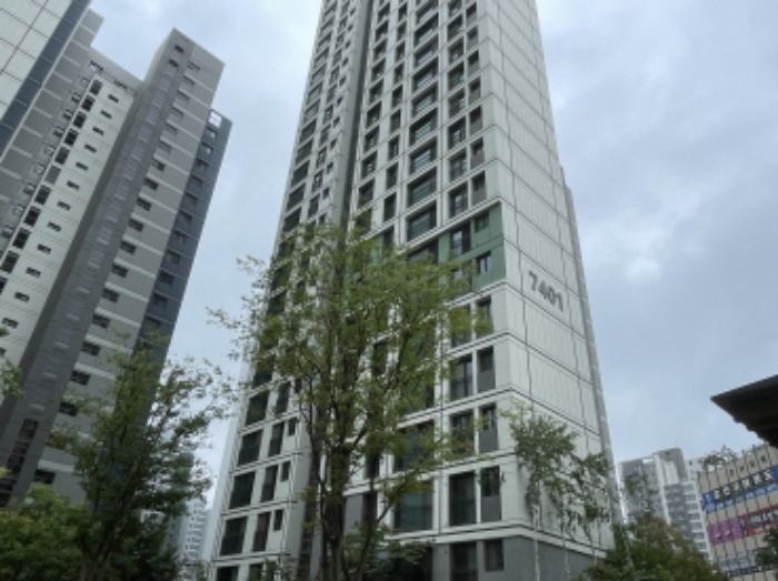 위례로제비앙 7401동 아파트 전경