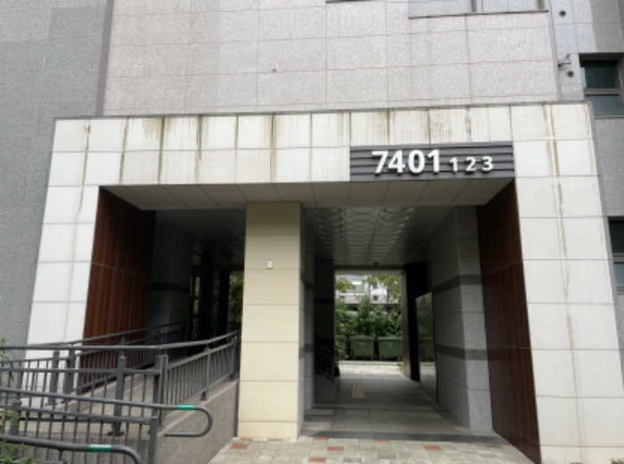 7401동 출입구