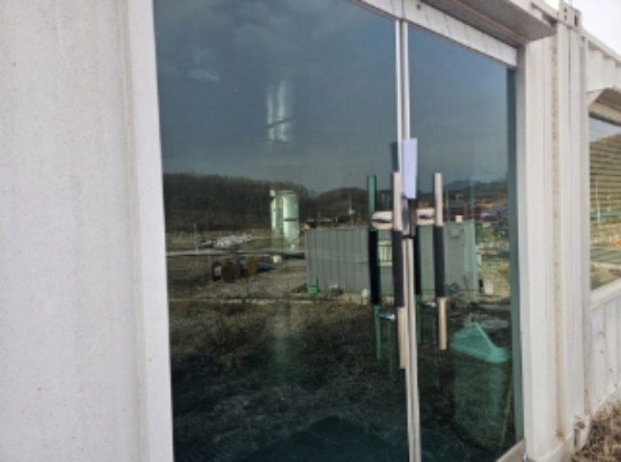 제시 외 사무실용 컨테이너.