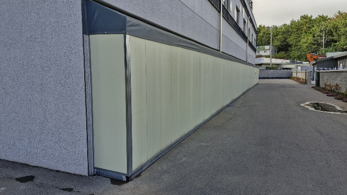 기호 ㄱ 건물 전경